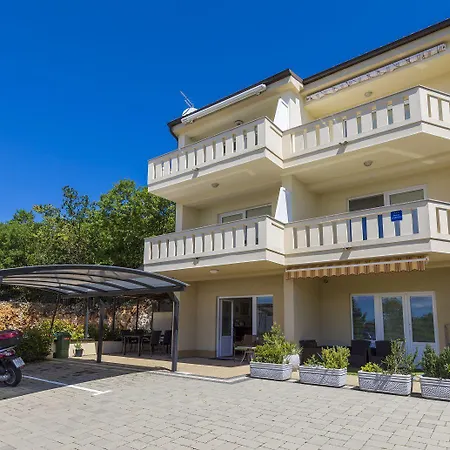 Traumhaftes Nur 400 Meter Zum Mit Privatparkplatz, Waschmaschine